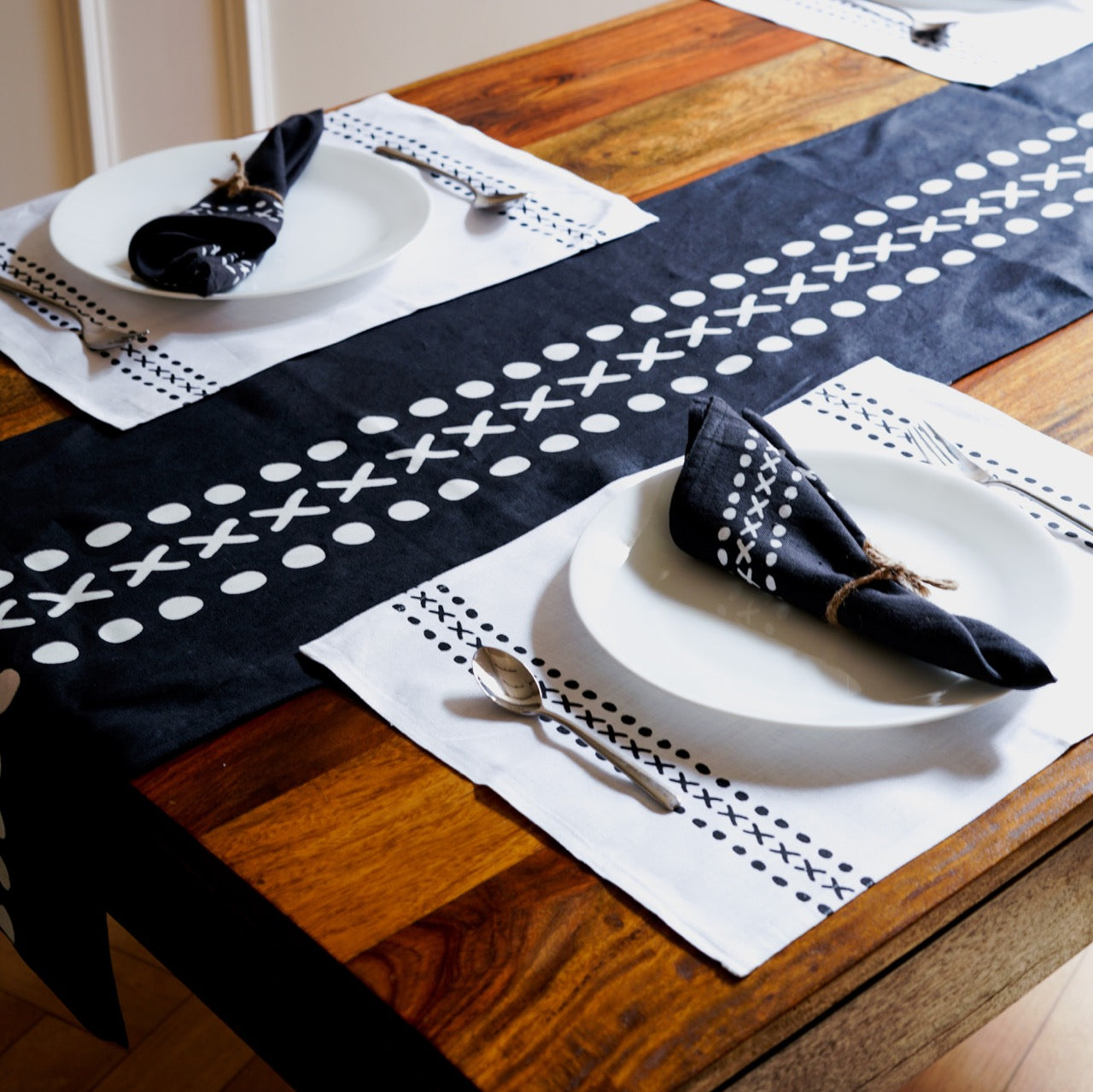 Himadri Placemats | Set of 2/4/6 | Pure Hemp | 2 prints