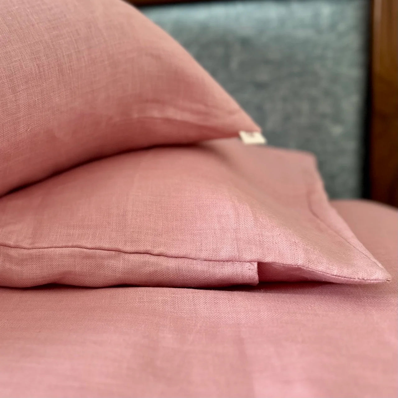 King Size Pastel Pink Hemp Bedsheet Set - Bhinasaar