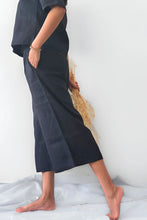 Load image into Gallery viewer, Multi Pocket Hemp Wide Leg Pants | Truffle
