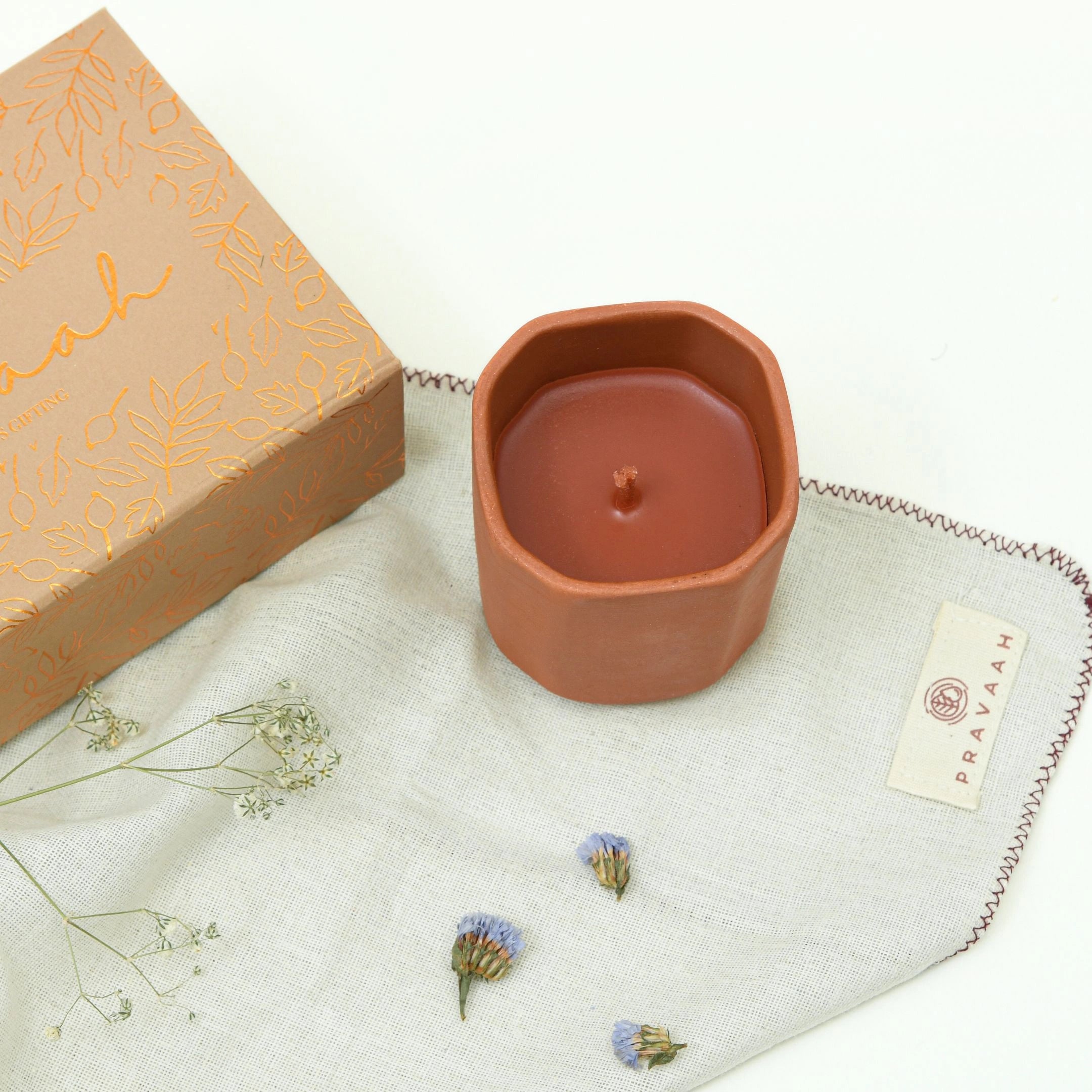 Gilli Mitti Soy Wax Candle | Smells Like Rain | Zero waste