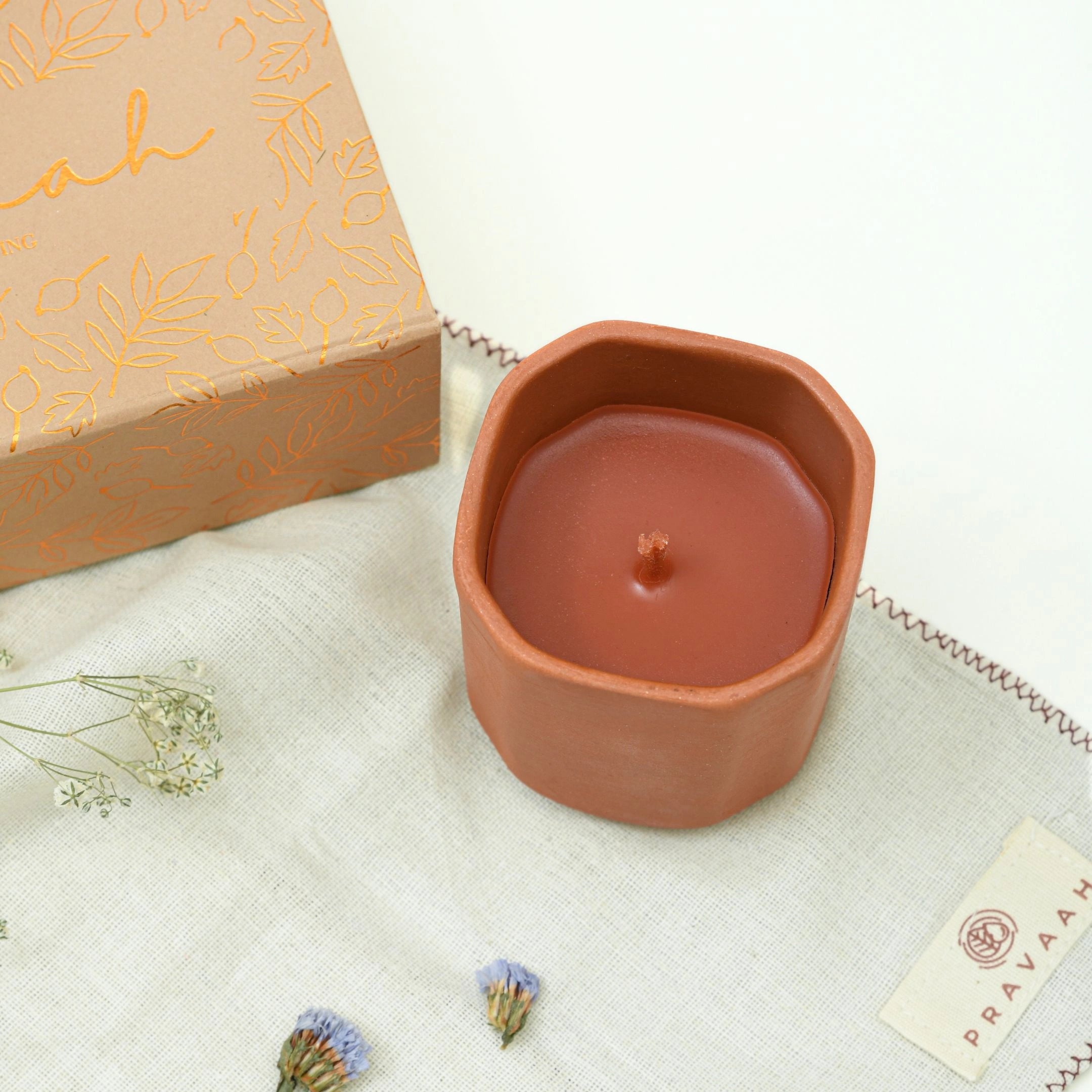 Gilli Mitti Soy Wax Candle | Smells Like Rain | Zero waste