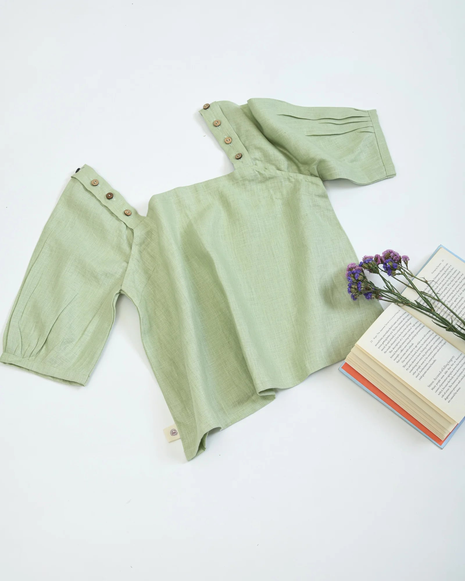 Breathable Hemp Top with Adjustable Sleeves | Pistachio