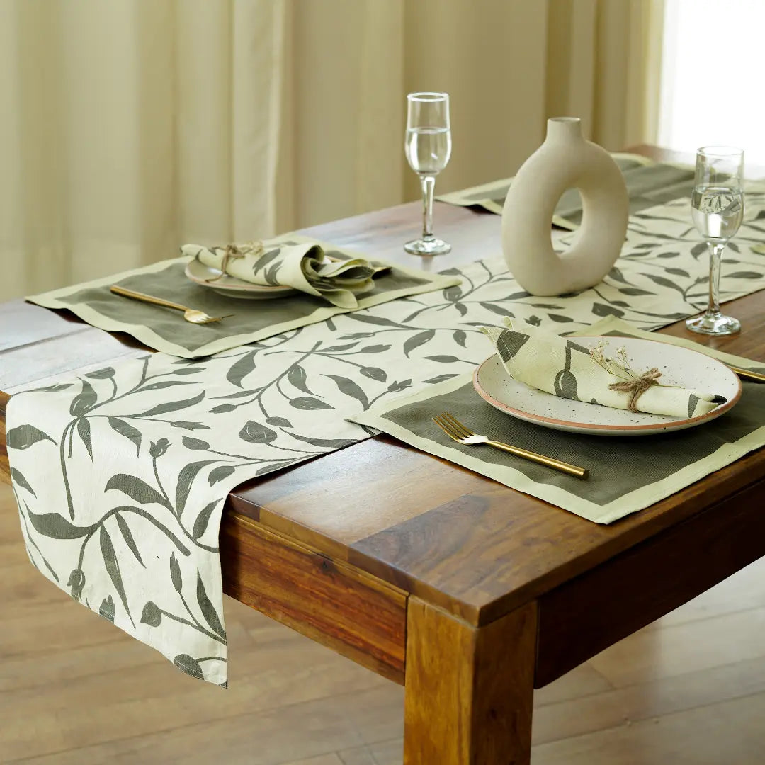 Pahi Table Mats Set